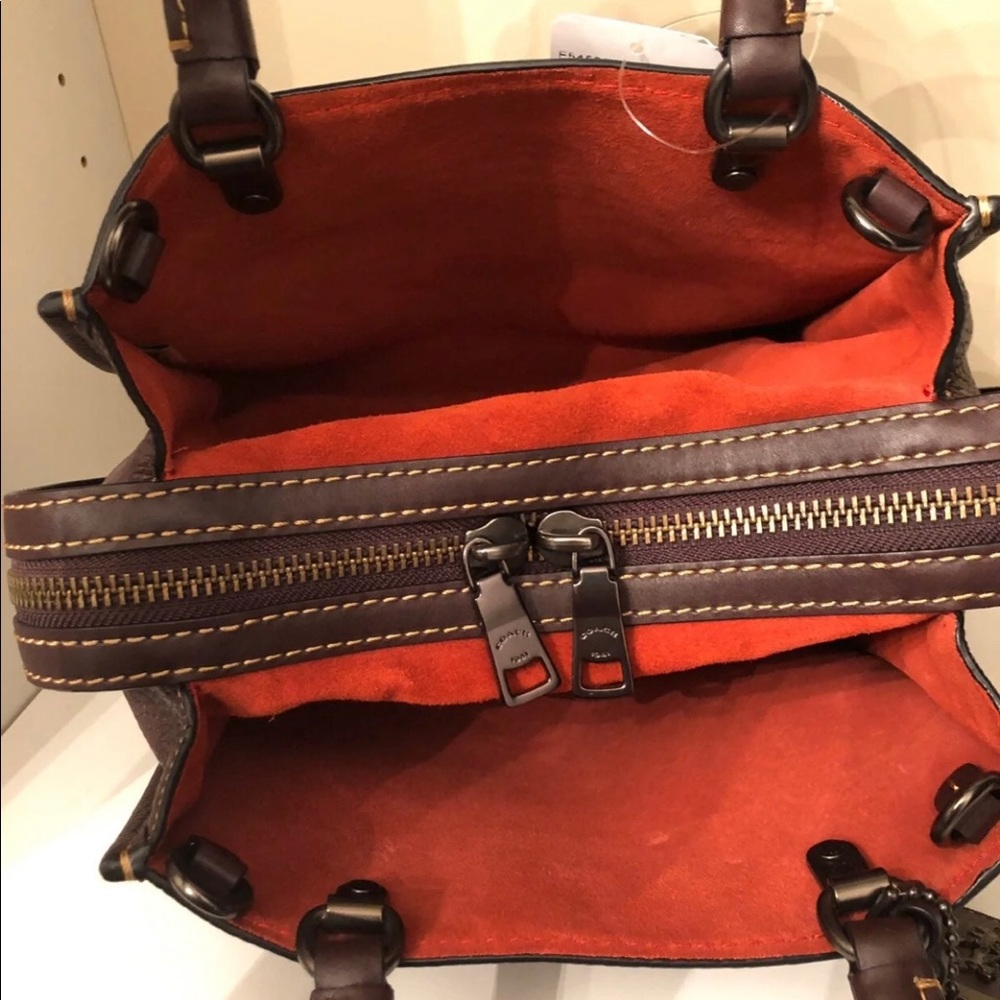 Coach Rogue 25 (Oxblood) - Picture 7 of 9